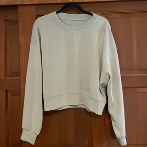 Lululemon softstreme crewneck size 8